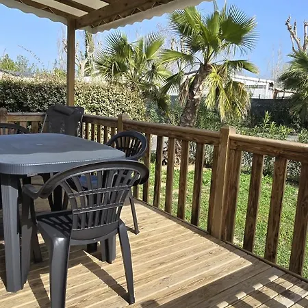 Camping Mobil Les Sables Du Midi *